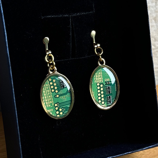 世界に１つだけの基板アクセサリー
