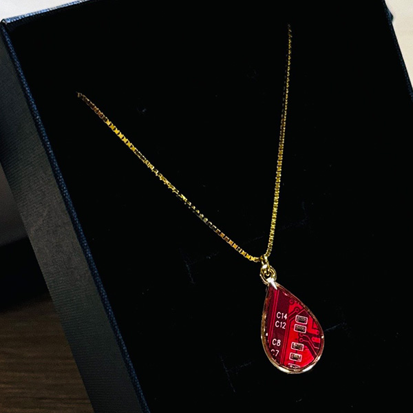 世界に１つだけの基板アクセサリー