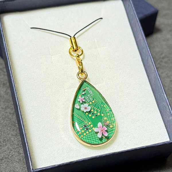 世界に１つだけの基板アクセサリー